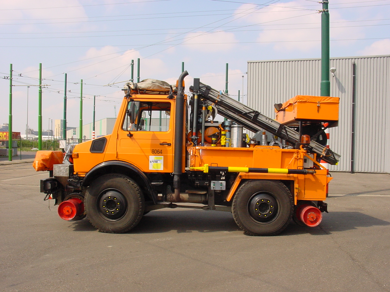 Engin Rail Route Unimog