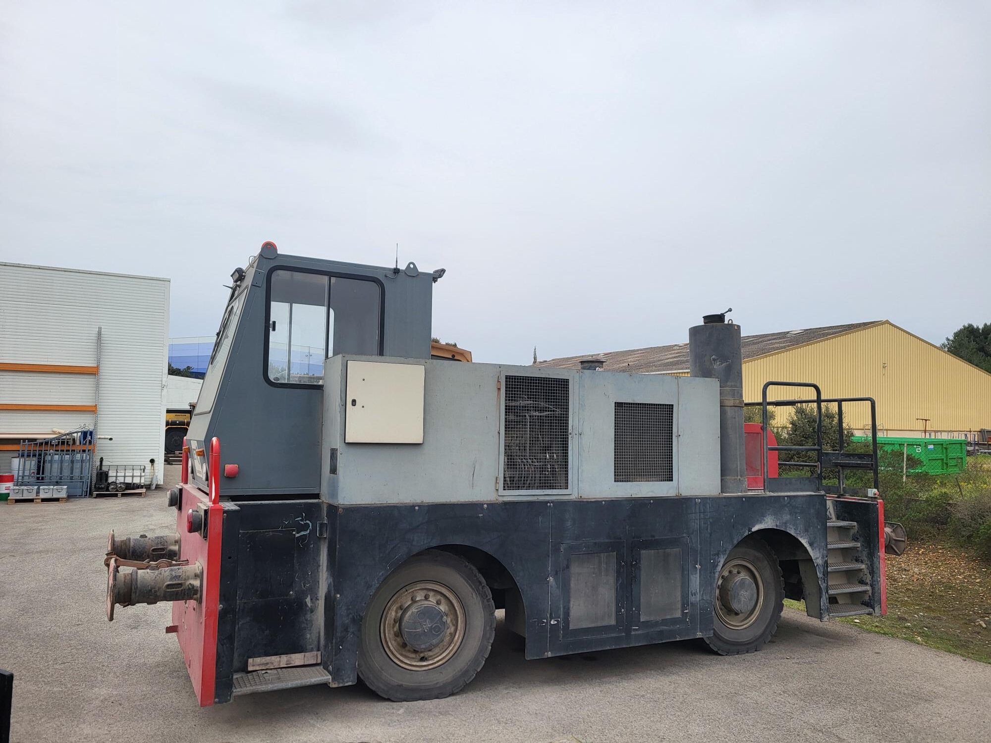 Locotracteur Rail-Route d'occasion